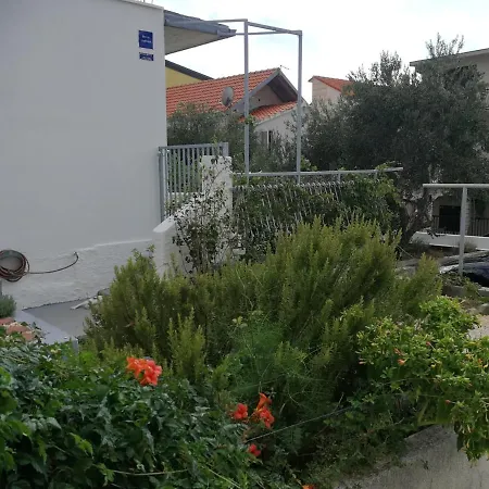 Tonka Apartment Baska Voda