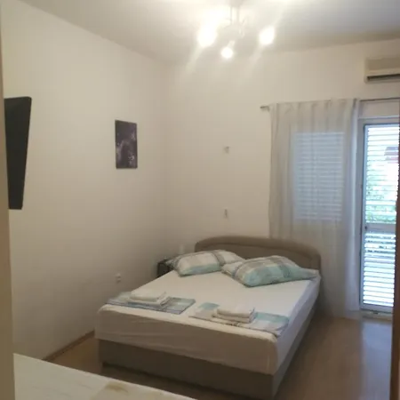 Tonka Apartment Baska Voda